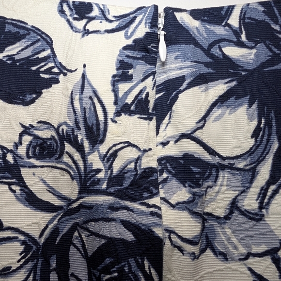 Talbots Floral Fit & Flare Dress Size 16 Indigo & White Sleeveless Midi Weddings - Picture 4 of 6